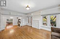 154 WALMER ROAD | Toronto Ontario | Slide Image Twelve