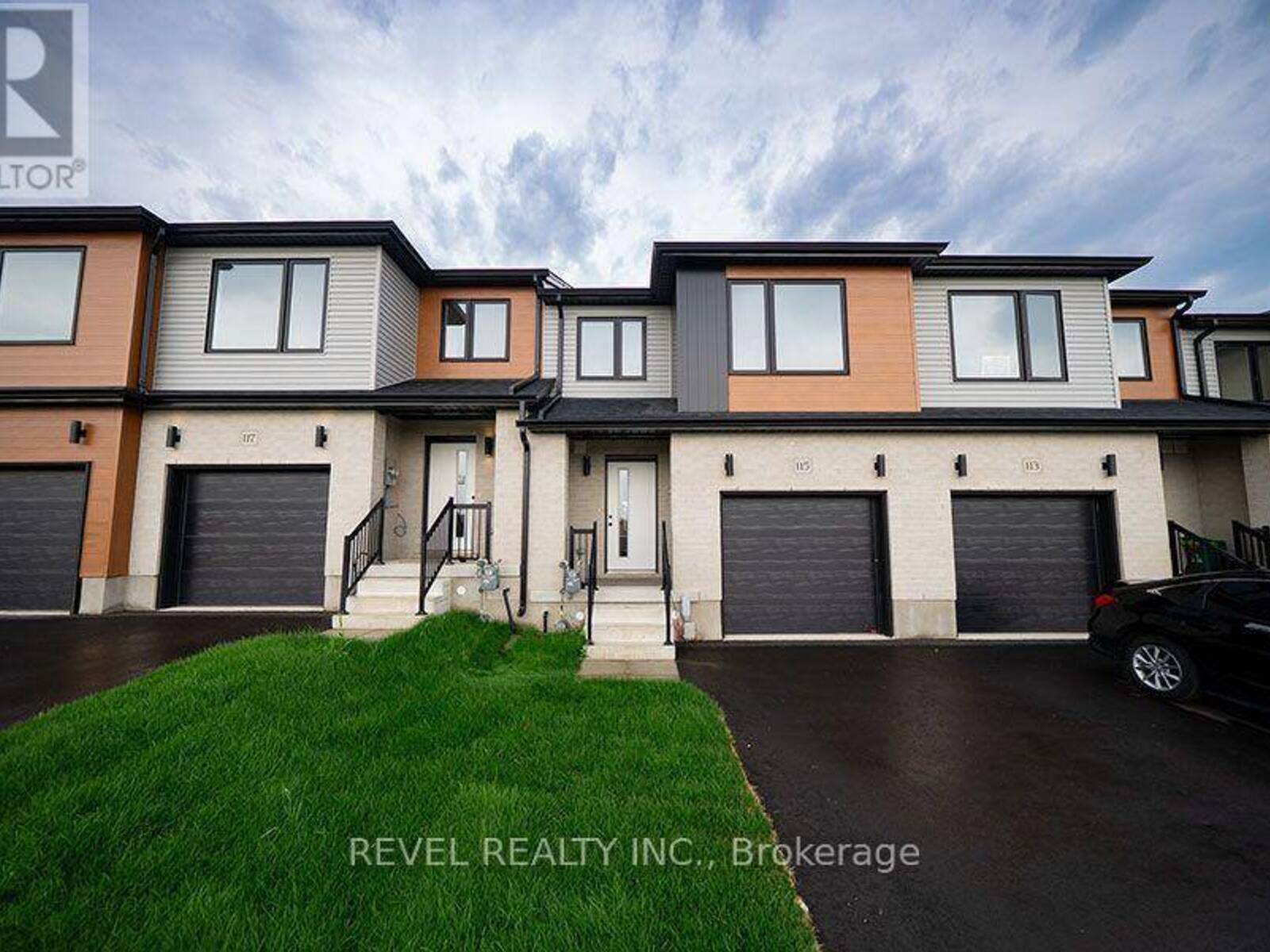 115 MATTINGLEY STREET, Paris, Ontario N3L 0G4