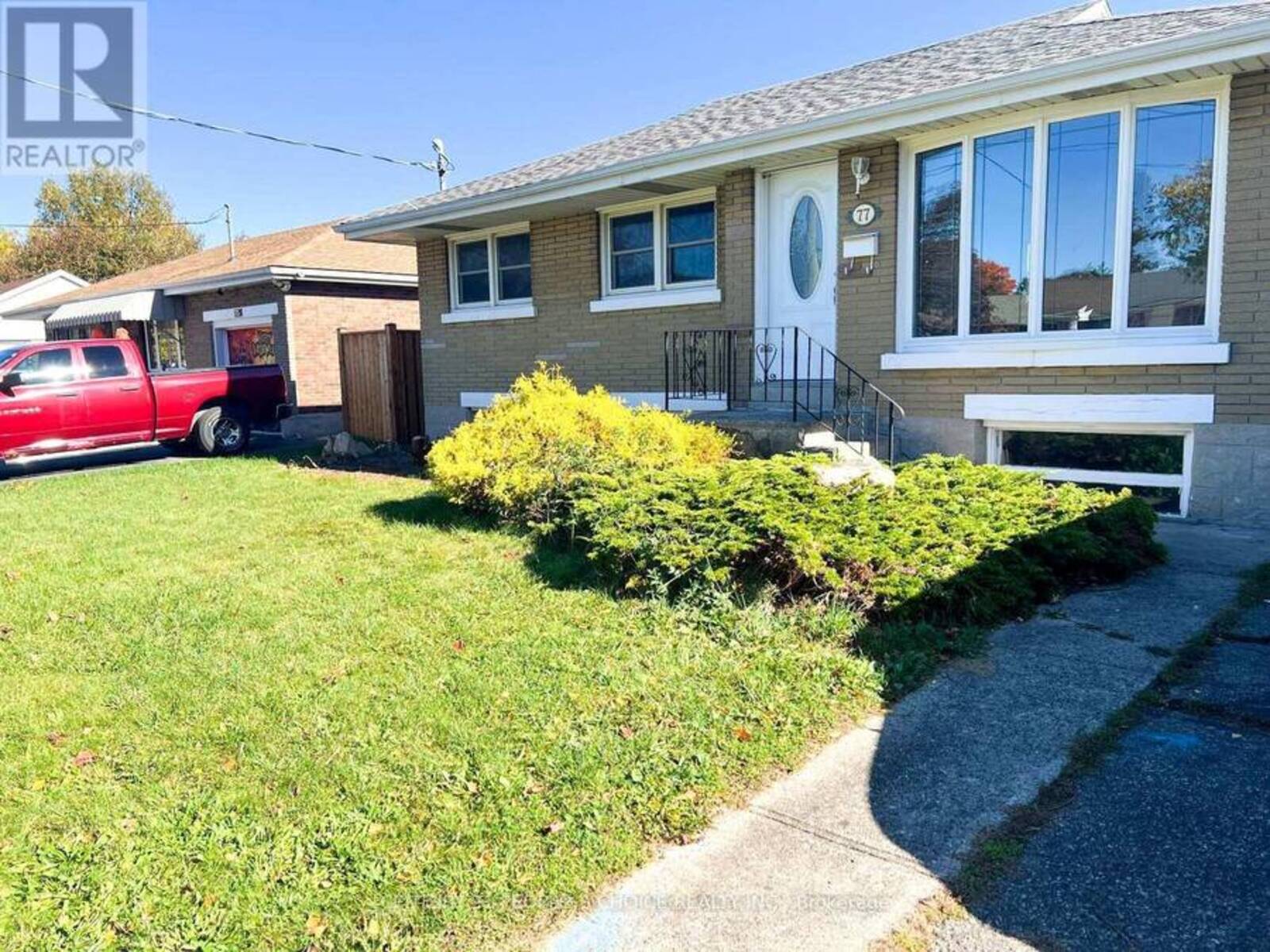 77 DUDHOPE AVENUE, Cambridge, Ontario N1R 4T6