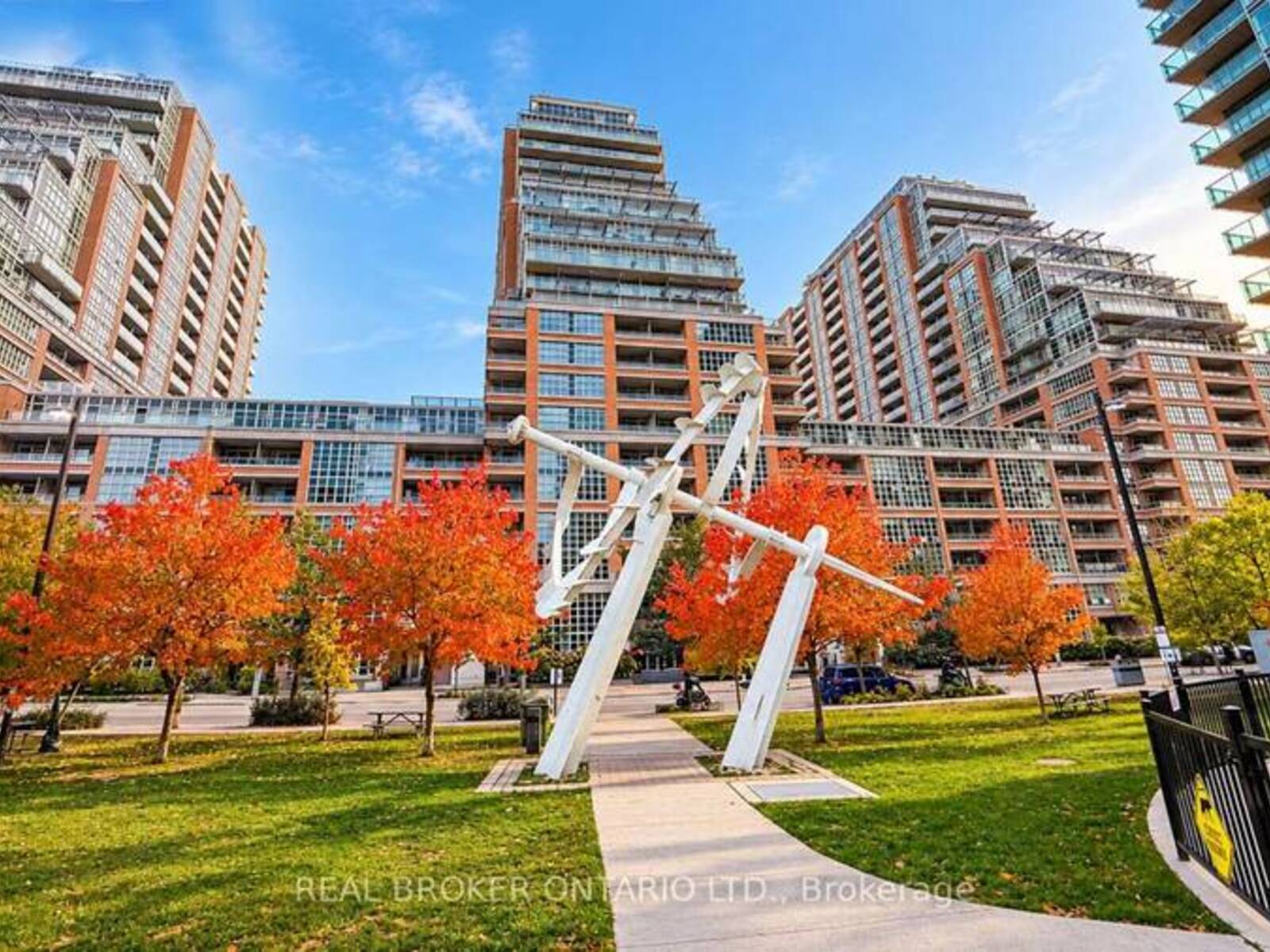 2009 - 75 EAST LIBERTY STREET, Toronto, Ontario M6K 3R3