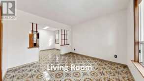 170 ROBINA AVENUE | Toronto Ontario | Slide Image Seven