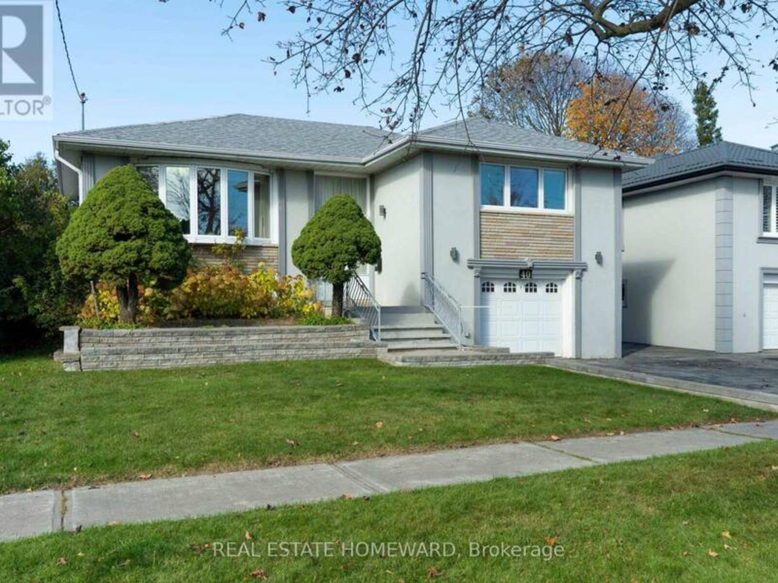 40 BERNADINE STREET, Toronto, Ontario M1P 4M2