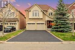 7 SHALE CRESCENT | Vaughan Ontario | Slide Image One