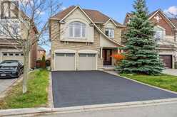 7 SHALE CRESCENT | Vaughan Ontario | Slide Image Two