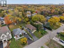 37 AGAR CRESCENT | Toronto Ontario | Slide Image Five