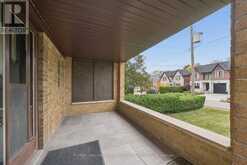 37 AGAR CRESCENT | Toronto Ontario | Slide Image Eight
