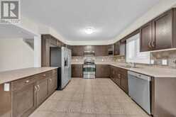 14 - 105 BARD BOULEVARD | Guelph Ontario | Slide Image Six
