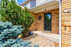 43 KILDONAN CRESCENT | Hamilton Ontario | Slide Image Two