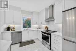 370 RITAS AVENUE | Newmarket Ontario | Slide Image Sixteen