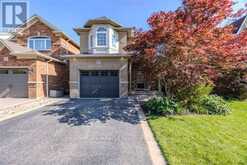 93 SCEPTER PLACE | Whitby Ontario | Slide Image One