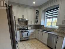42 BAYHAMPTON DRIVE | Brampton Ontario | Slide Image Eight