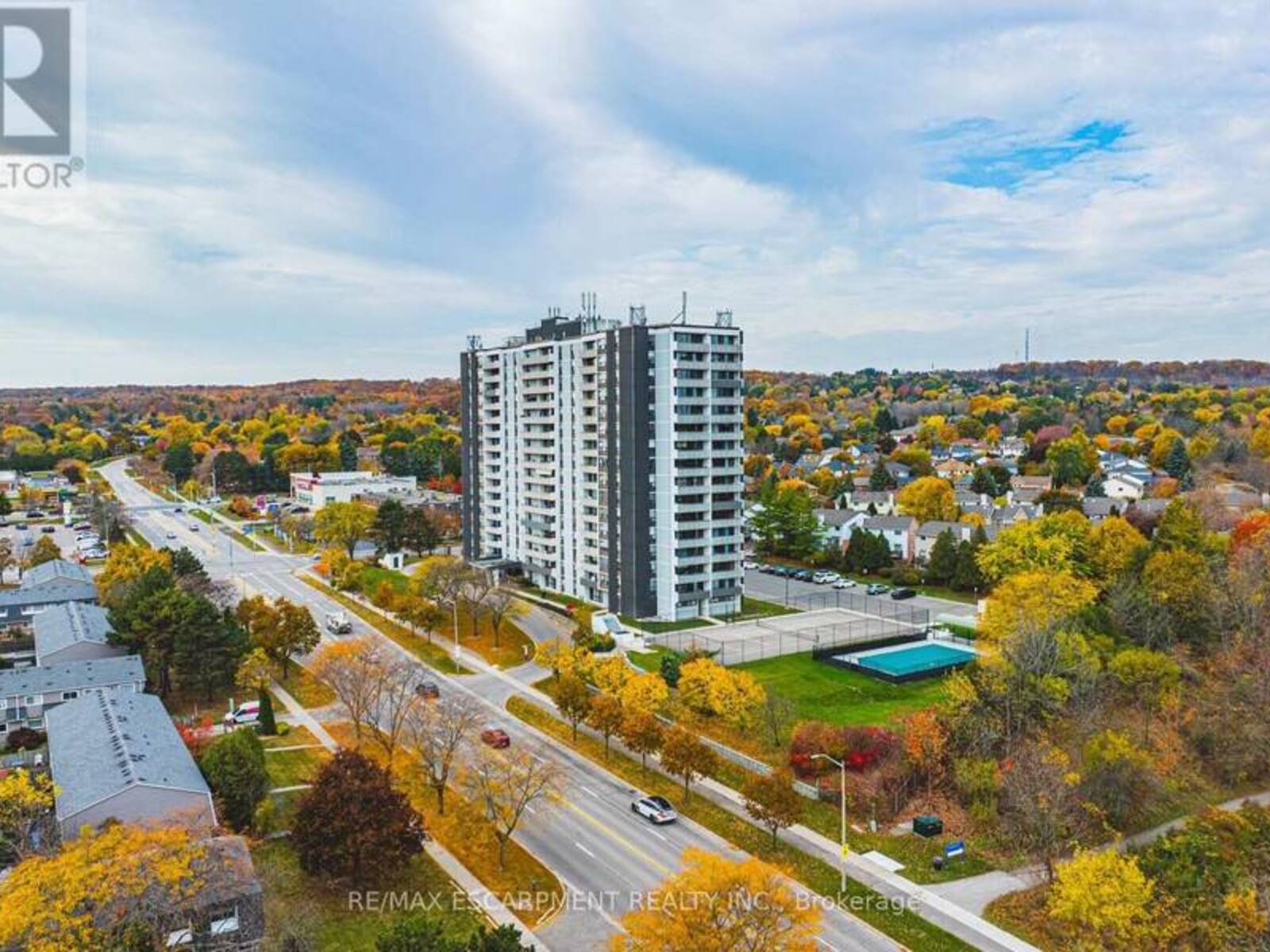 1005 - 2055 UPPER MIDDLE ROAD, Burlington, Ontario L7P 3P4