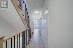 21 - 17 LYTHAM GREEN CIRCLE | Newmarket Ontario | Slide Image Twenty-seven