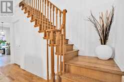 33 RUSSEL DRIVE | Bradford West Gwillimbury Ontario | Slide Image Fifteen