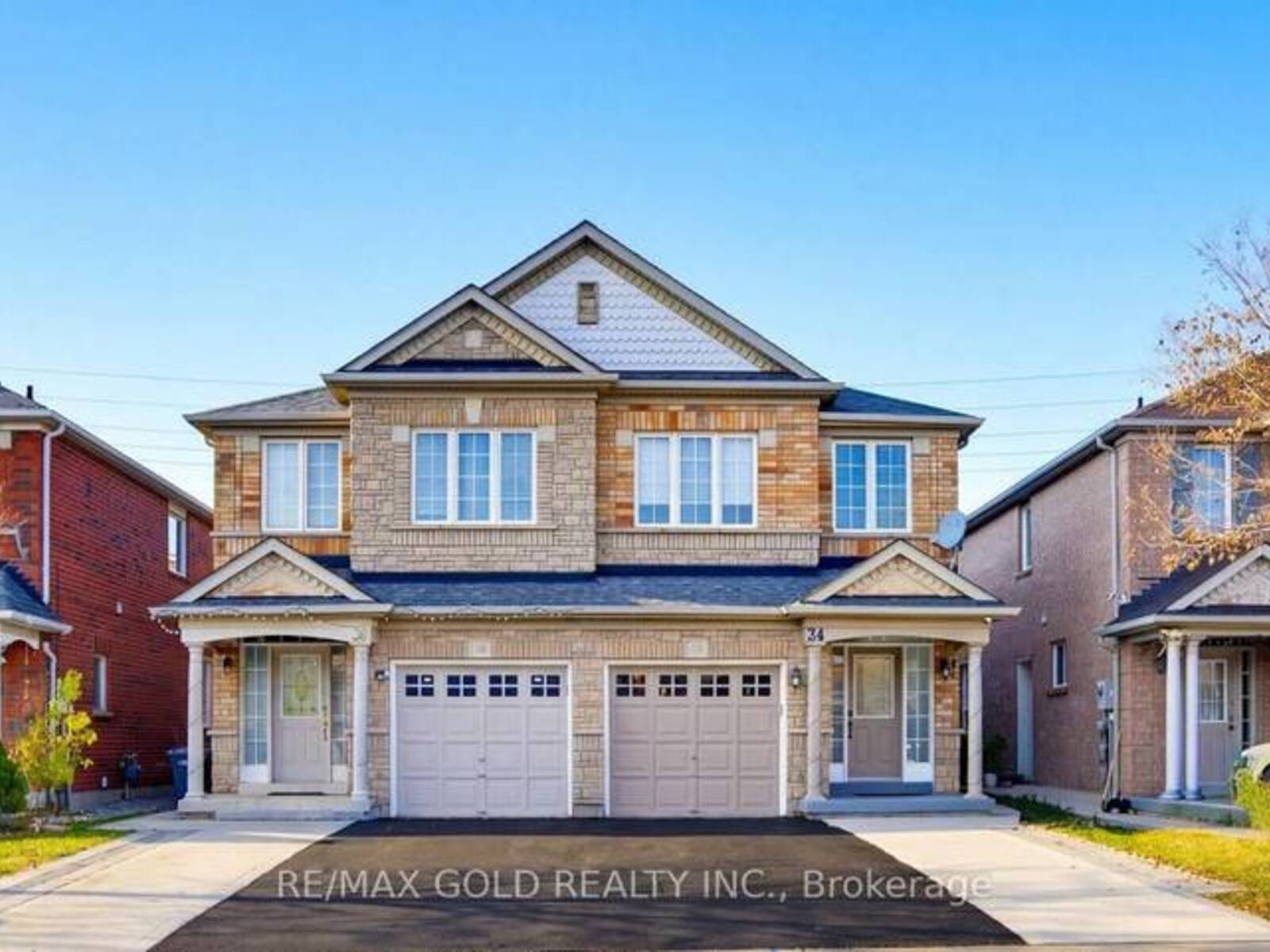 34 COTTONGRASS LANE, Brampton, Ontario L6R 3B2