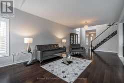 56 COLORADO BOULEVARD | Hamilton Ontario | Slide Image Six