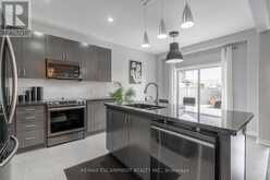 56 COLORADO BOULEVARD | Hamilton Ontario | Slide Image Nine