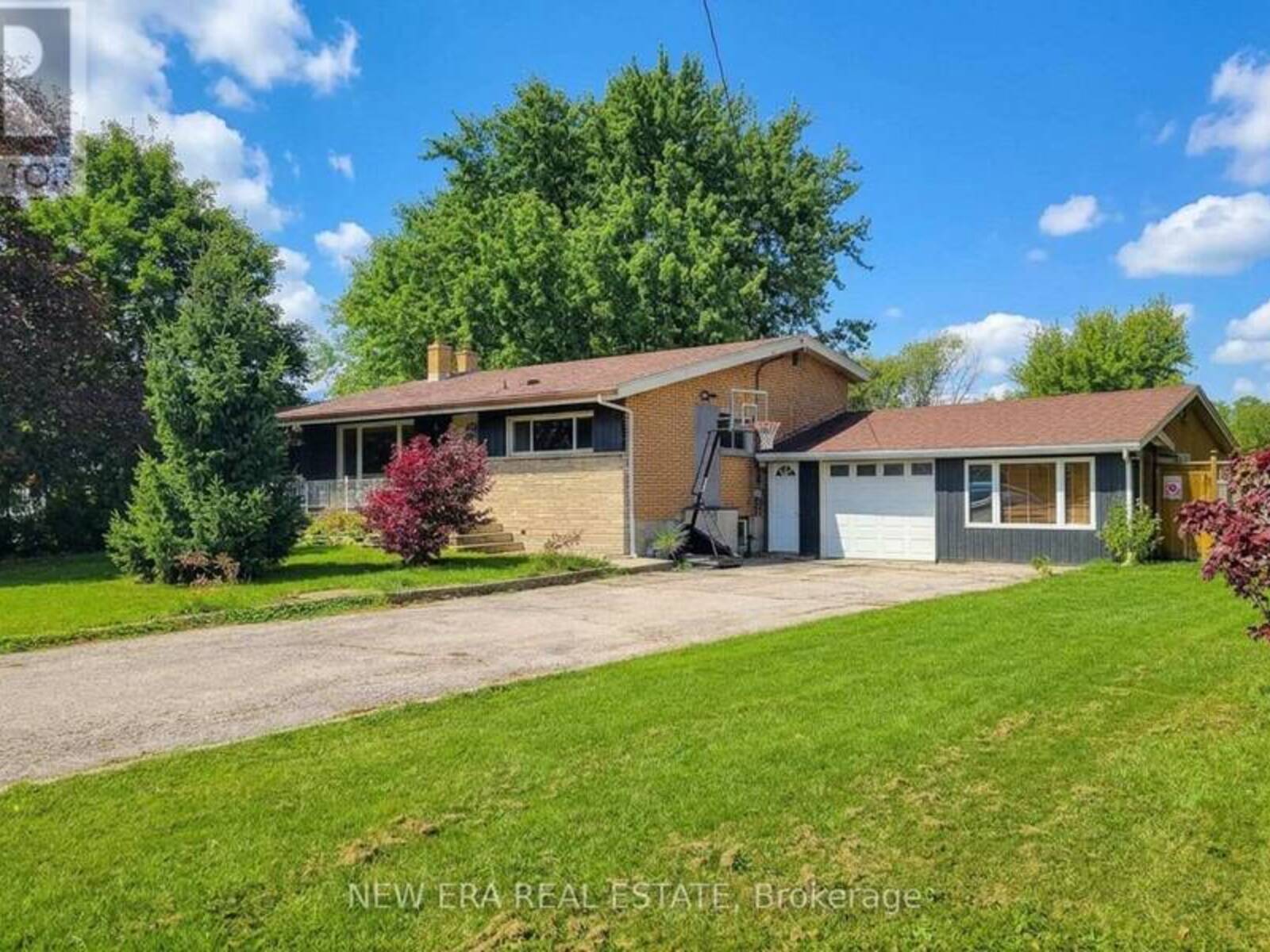 29 SECOND ROAD E, Hamilton, Ontario L8J 3H9