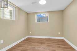 76 ELMBANK TRAIL W | Kitchener Ontario | Slide Image Thirty-eight
