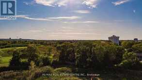 LP08 - 50 HERRICK AVENUE | St. Catharines Ontario | Slide Image Two