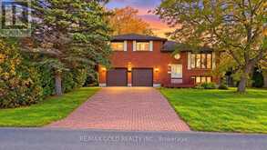 51 BECK BOULEVARD | Penetanguishene Ontario | Slide Image One