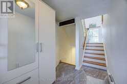 16 - 960 WARWICK COURT | Burlington Ontario | Slide Image Four