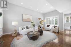 38 WOOTTEN WAY N | Markham Ontario | Slide Image Eight