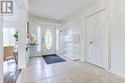 21 MCQUAID COURT | East Gwillimbury Ontario | Slide Image Eight