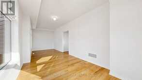 99 DIVADALE ROAD | Vaughan Ontario | Slide Image Nine