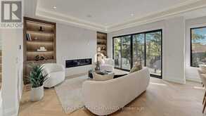 333 GLENGARRY AVENUE | Toronto Ontario | Slide Image Fifteen
