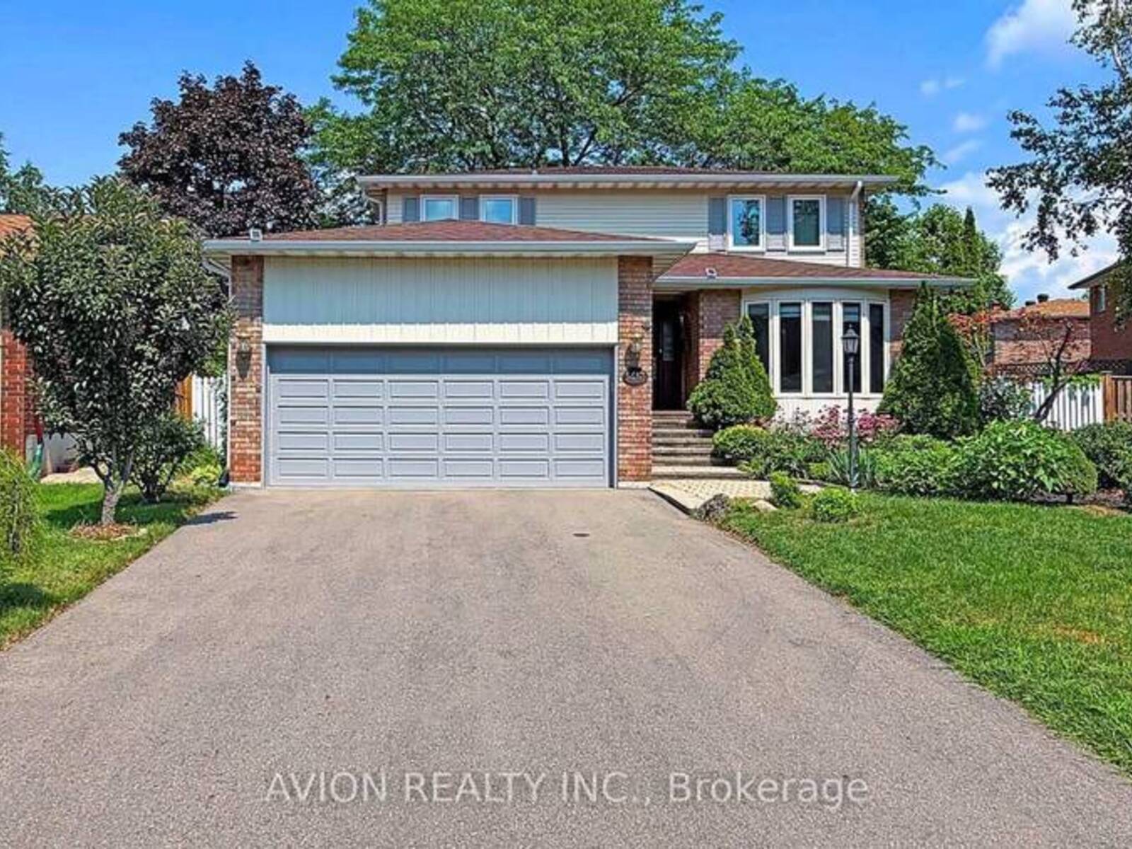 1413 HARMSWORTH SQUARE, Oakville, Ontario L6H 3E7