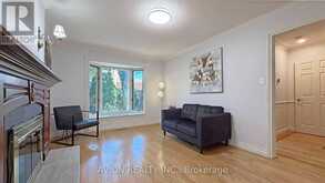 1413 HARMSWORTH SQUARE | Oakville Ontario | Slide Image Twenty