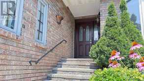 1413 HARMSWORTH SQUARE | Oakville Ontario | Slide Image Two