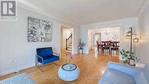 1413 HARMSWORTH SQUARE | Oakville Ontario | Slide Image Seven