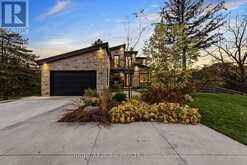 972 GOVERNORS ROAD | Dundas Ontario | Slide Image Three
