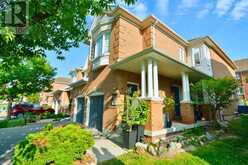 11 - 190 HARDING BOULEVARD W | Richmond Hill Ontario | Slide Image One