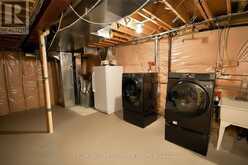 11 - 190 HARDING BOULEVARD W | Richmond Hill Ontario | Slide Image Thirty-three