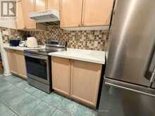 11 - 190 HARDING BOULEVARD W | Richmond Hill Ontario | Slide Image Five