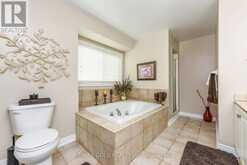 71 GALLVIEW LANE | Brampton Ontario | Slide Image Sixteen