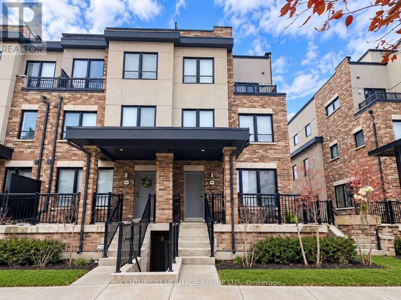 8 - 50 BAYNES WAY, Bradford West Gwillimbury, Ontario L3Z 4M4