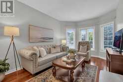 27 MAX AVENUE | Barrie Ontario | Slide Image Six