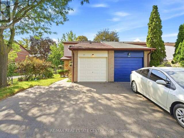 25 SCOTTSDALE COURT Brampton Ontario, L6W 3R8 - 3 Bedrooms Home For Sale
