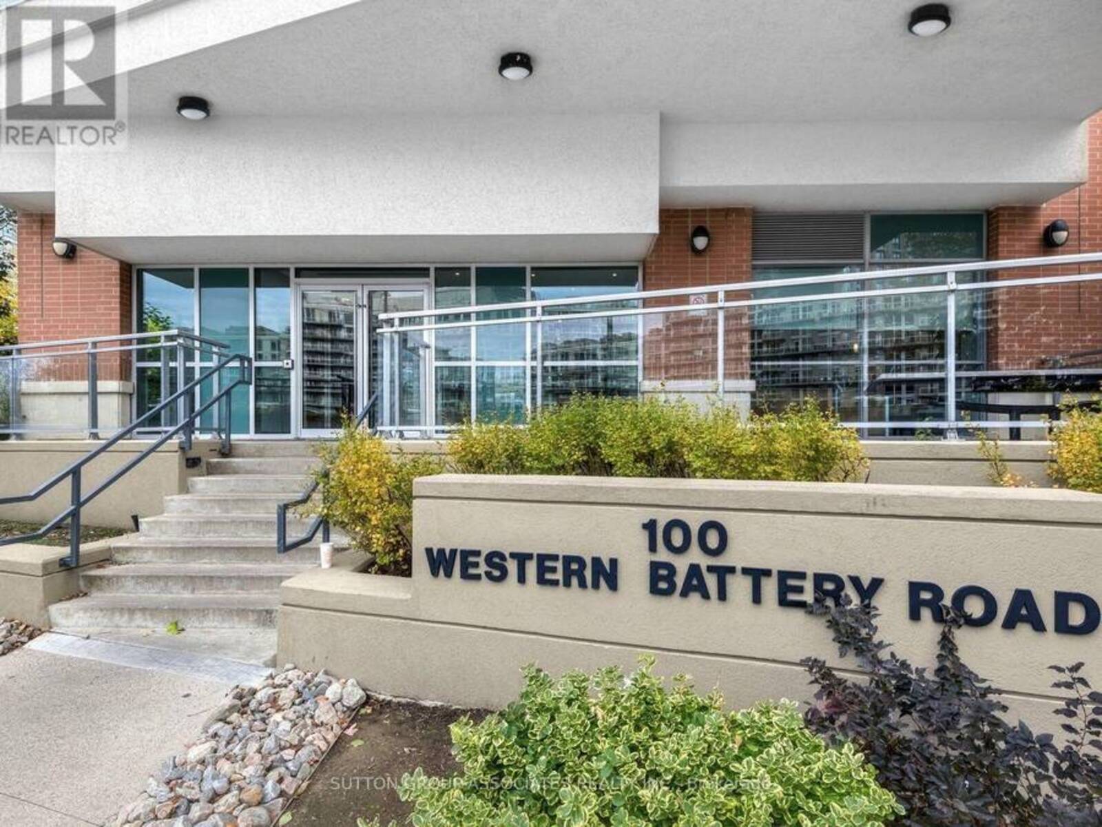 604 - 100 WESTERN BATTERY ROAD, Toronto, Ontario M6K 3S2
