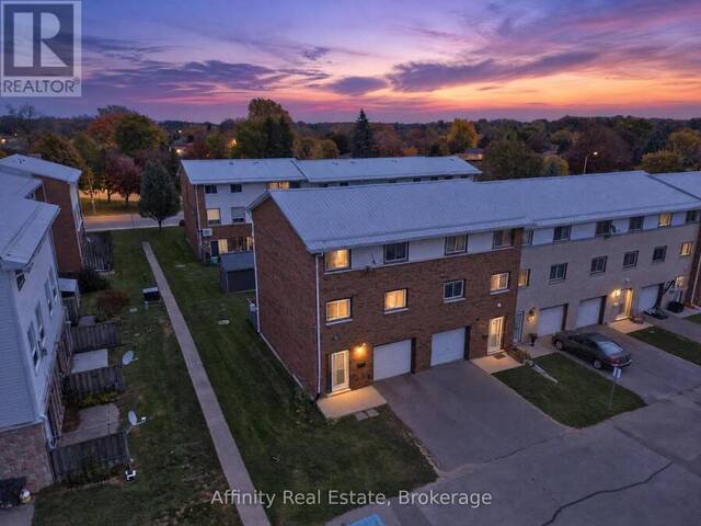 35 - 129 CONCESSION STREET E Tillsonburg Ontario, N4G 4N4 - 3 Bedrooms Condo For Sale