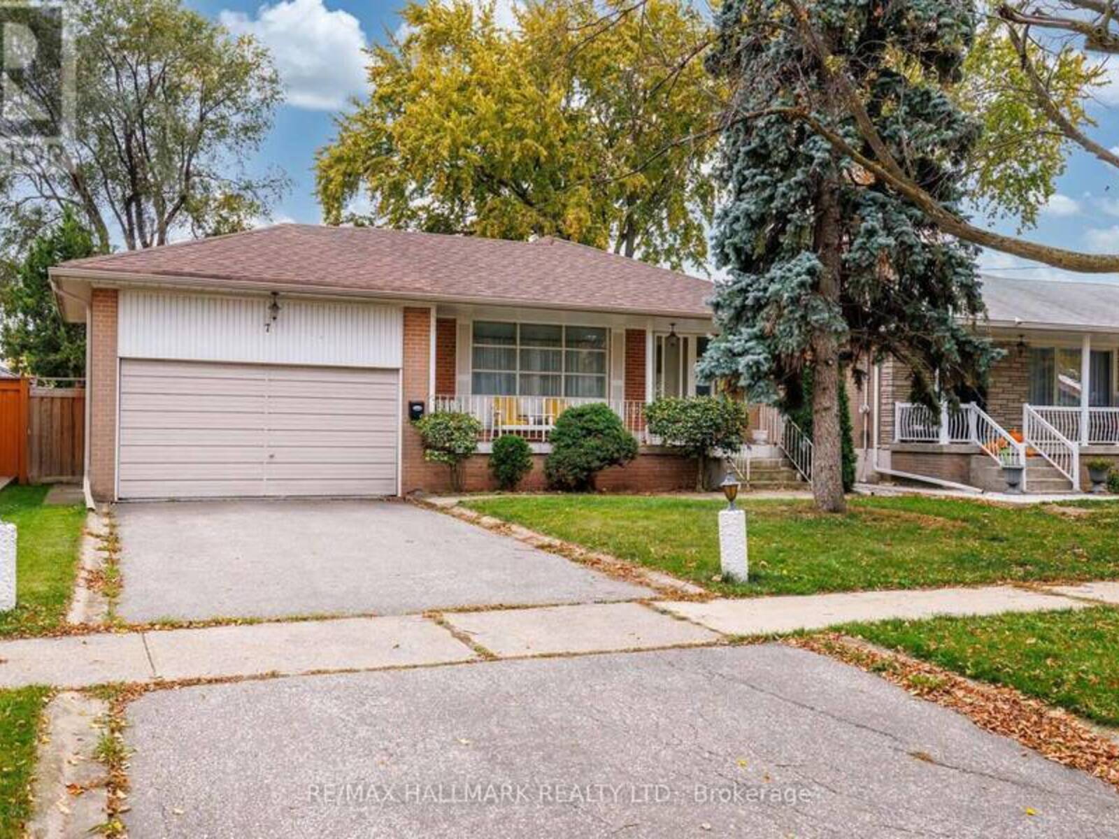 7 MANCROFT CRESCENT, Toronto, Ontario M9W 3G1