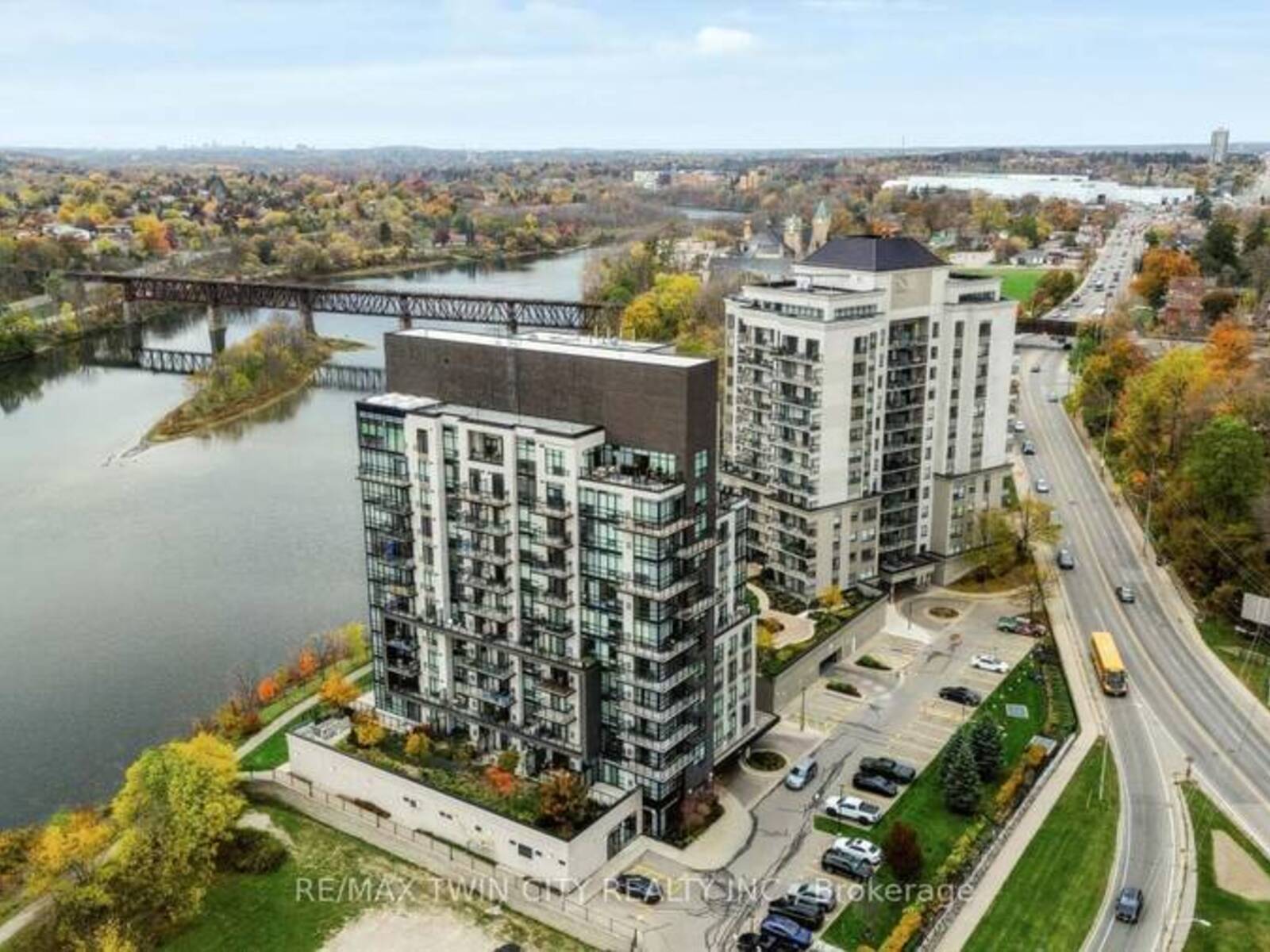 201 - 150 WATER STREET N, Cambridge, Ontario N1R 0B5