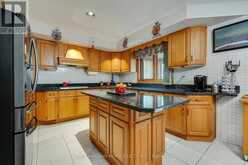 19 SUSAN DRIVE | Hamilton Ontario | Slide Image Eight