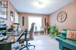5 MCCUTCHEON COURT | Barrie Ontario | Slide Image Nine