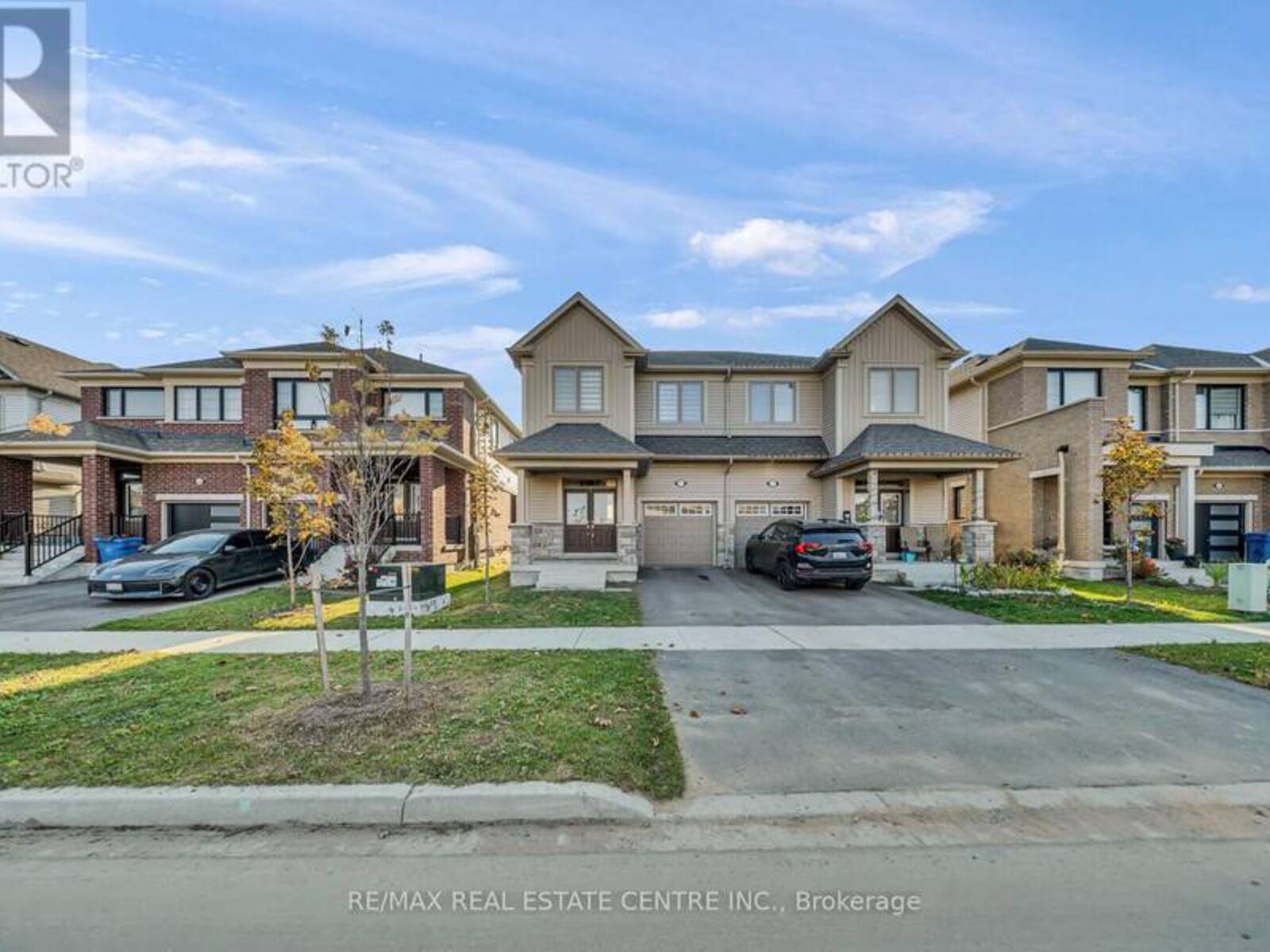 214 ELLIOT AVENUE W, Fergus, Ontario N1M 2W3