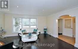 2430 BAYVIEW AVENUE | Toronto Ontario | Slide Image Eleven